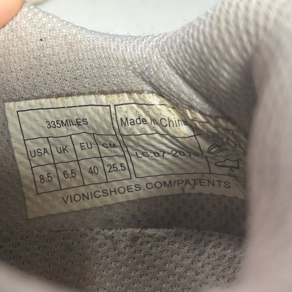 Vionic 335 miles sneakers 8.5 women’s gray walking shoes athletic - Picture 7 of 7